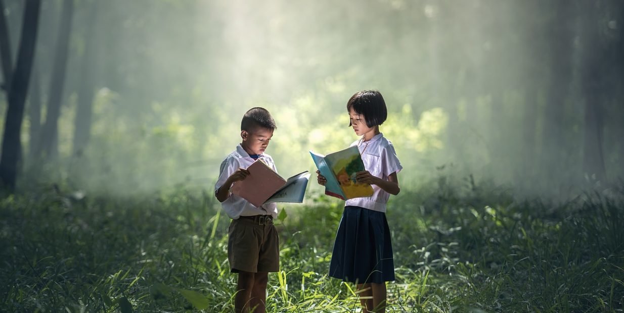 Teaching English, camp, volunteering, voluntouring, summer camp, workshop, children, kids, voluntouring, volunteer, volunteers, voluntourism,