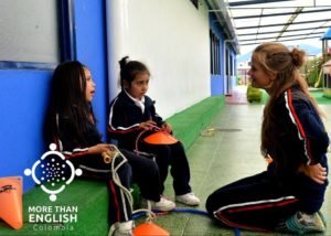 Teach English in Colombia, voluntouring, volunteer programs abroad, volunteering opportunities, voluntourism, volunteers, volunteer team, food and accommodation