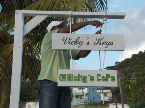 VIcky's keys Hostel, voluntouring, volunteer programs abroad, volunteering opportunities, voluntourism, volunteers, volunteer team, food and accommodation