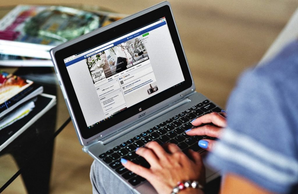 hands, woman, laptop, notebook, social media, job, manager, facebook, px