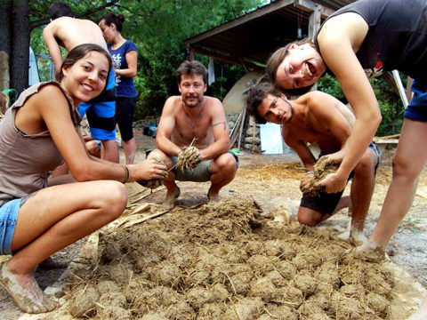 eco-building, esc, European Solidarity corps, natural construction, volunteering, volunteers, voluntouring, Greece, island, community, cob, straw, intentional community, voluntourists