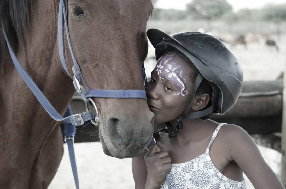 african kid, kiss, horse