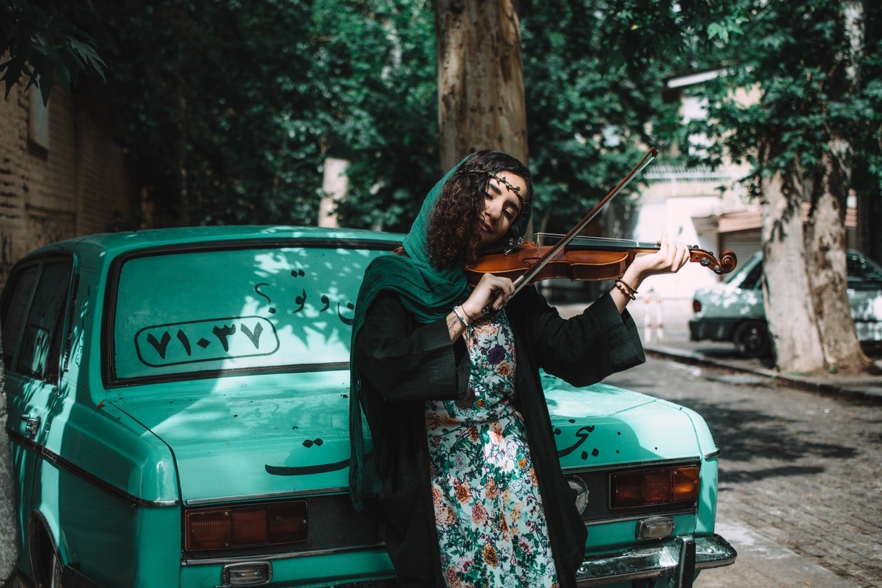 pex, px, pix, middle east, iran, woman, musician, music, violin, festival