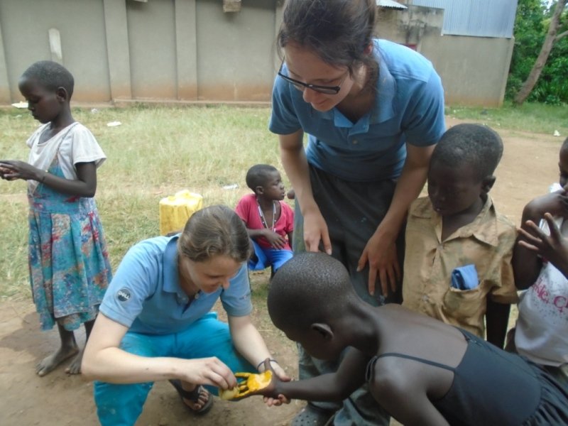 volunteer experience in Africa, community, ngo, charity, teaching, children, volunteer programs, Uganda, volunteers, team, relevant, voluntouring, voluntourism