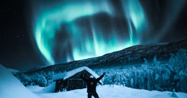 volunteering opportunities, north, sweden, aurora, experiences, excursions, hiking, snow, food and accommodation, exchange,