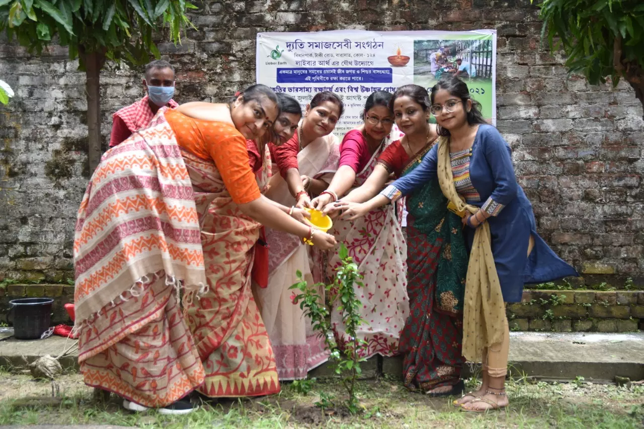 volunteer opportunity in West Bengali