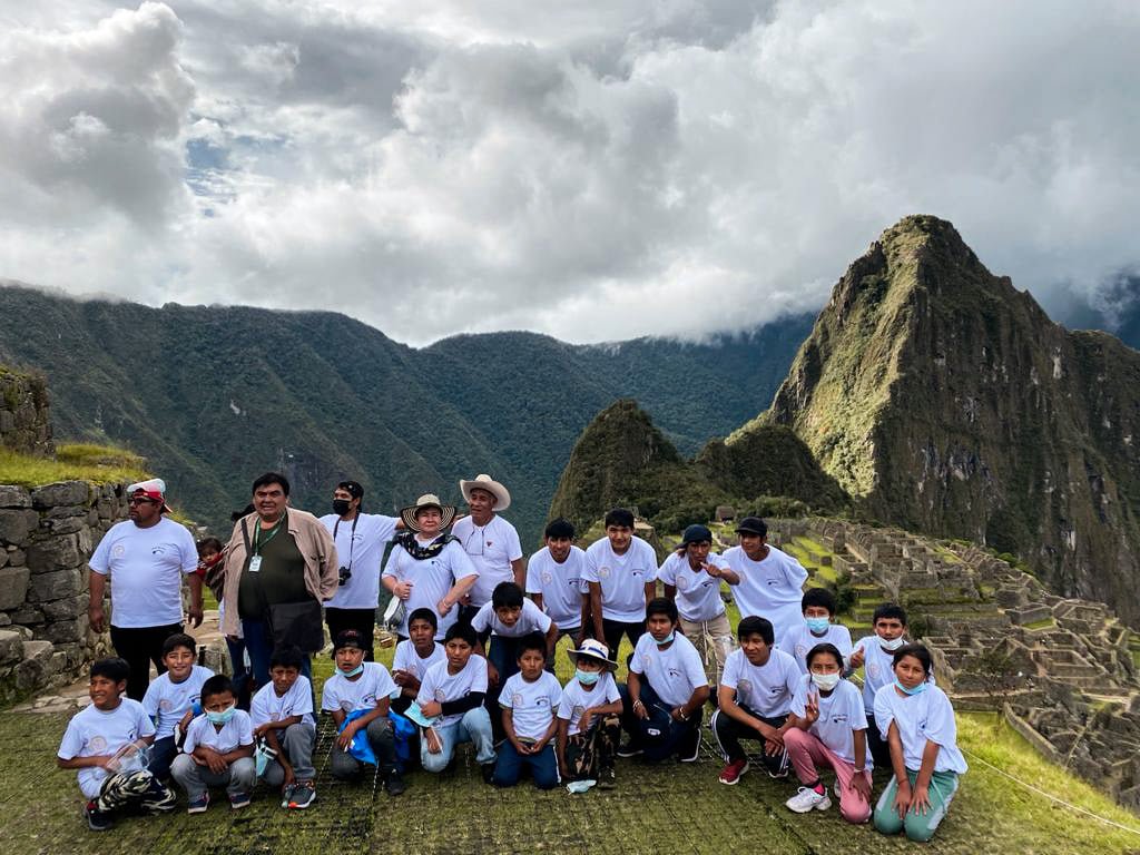 Cusco, Peru, orphans, volunteers, volunteering, voluntouring, voluntourism, food and accommodation, community, exchange, azul wasi