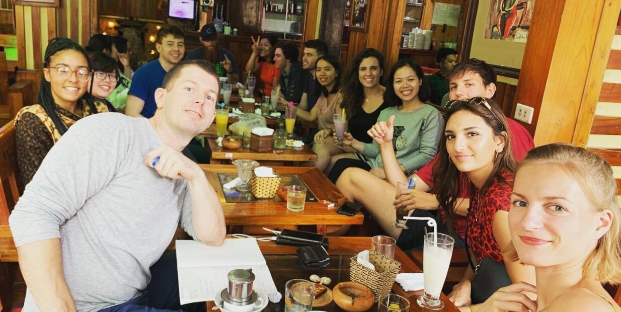 language exchange, teaching english abroad, Vietnam, food and accommodation, language cafe, voluntouring, volunteer projects, free program