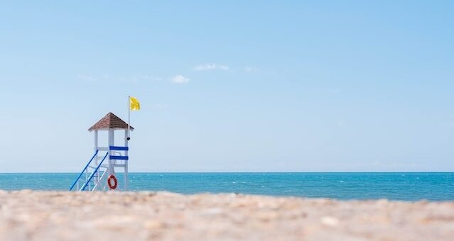 beach, life guard