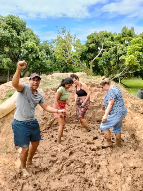 mud, cob, eco, construction, building, Thailand, volunteering